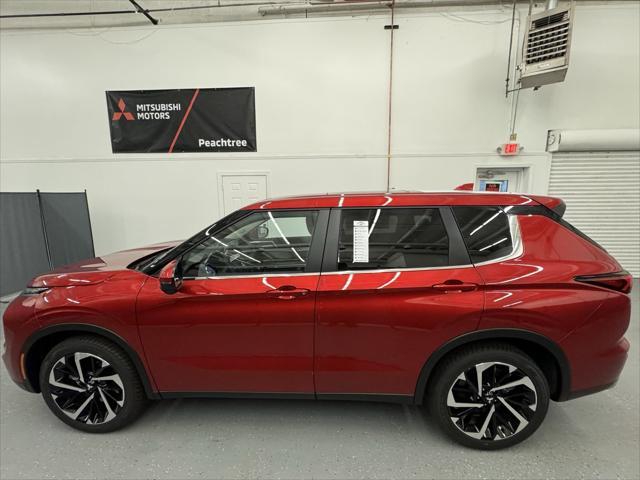 new 2024 Mitsubishi Outlander car, priced at $28,405