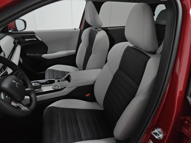 new 2025 Mitsubishi Outlander car, priced at $35,080