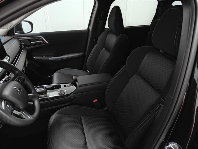 new 2025 Mitsubishi Outlander car, priced at $28,235
