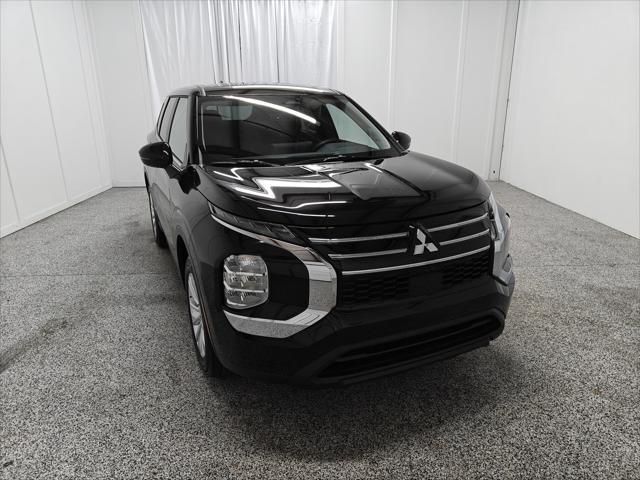 new 2025 Mitsubishi Outlander car, priced at $28,235