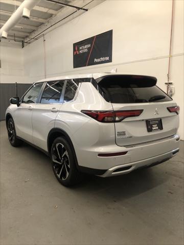 new 2024 Mitsubishi Outlander car, priced at $29,300