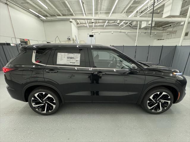 new 2024 Mitsubishi Outlander car, priced at $29,495