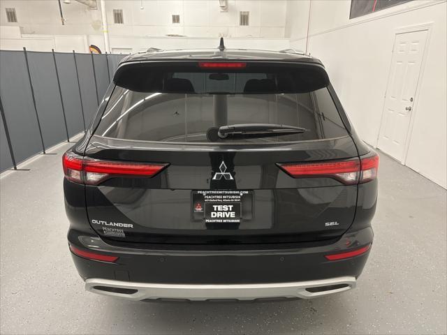 new 2024 Mitsubishi Outlander car, priced at $32,296