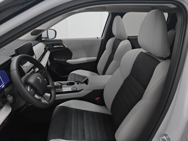 new 2025 Mitsubishi Outlander car, priced at $37,715