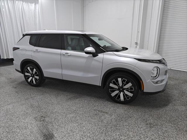 new 2025 Mitsubishi Outlander car, priced at $34,080