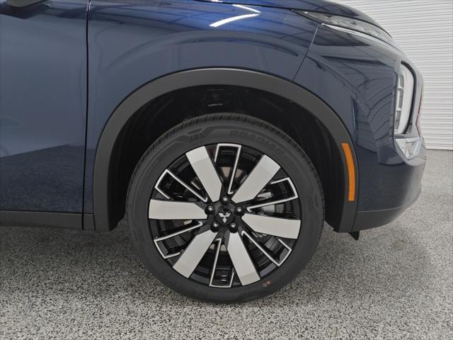new 2025 Mitsubishi Outlander car, priced at $31,285