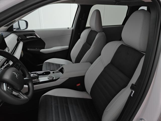 new 2025 Mitsubishi Outlander car, priced at $35,080