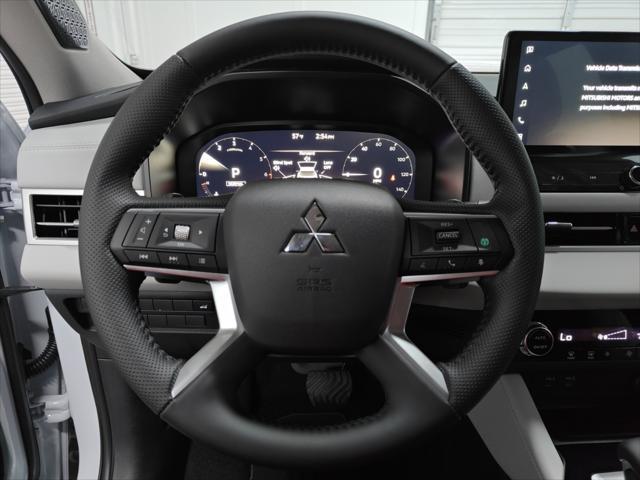 new 2025 Mitsubishi Outlander car, priced at $35,080