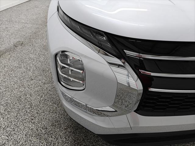 new 2025 Mitsubishi Outlander car, priced at $28,830