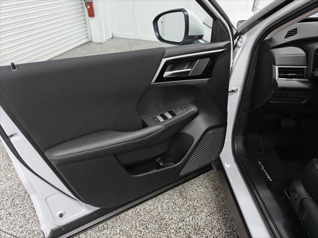 new 2025 Mitsubishi Outlander car, priced at $28,830