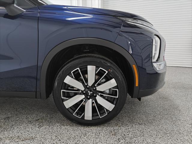 new 2025 Mitsubishi Outlander car, priced at $31,285