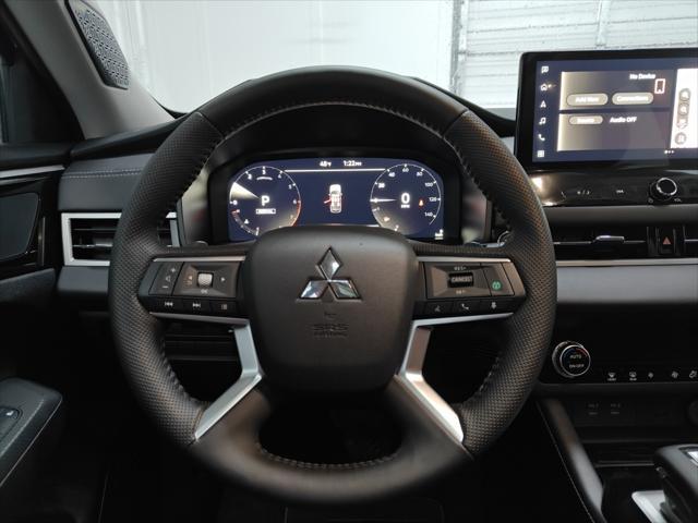 new 2025 Mitsubishi Outlander car, priced at $35,110