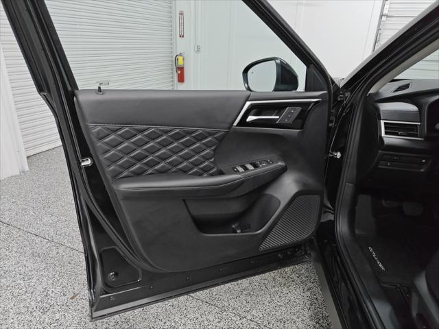 used 2024 Mitsubishi Outlander car, priced at $32,217