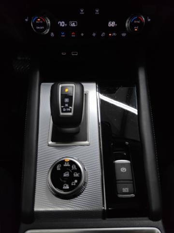 used 2024 Mitsubishi Outlander car, priced at $32,217