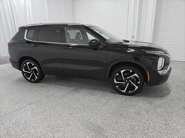 used 2024 Mitsubishi Outlander car, priced at $32,217