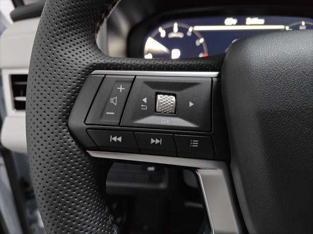 new 2025 Mitsubishi Outlander car, priced at $36,880