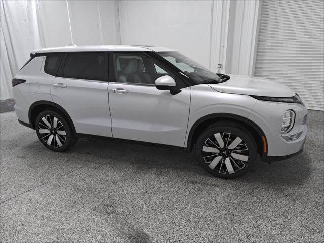new 2025 Mitsubishi Outlander car, priced at $36,880