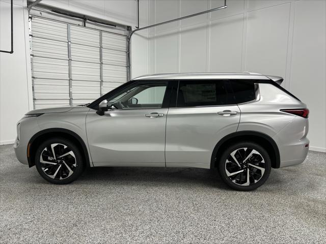 new 2024 Mitsubishi Outlander car, priced at $29,540