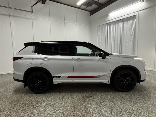 new 2024 Mitsubishi Outlander car, priced at $30,700