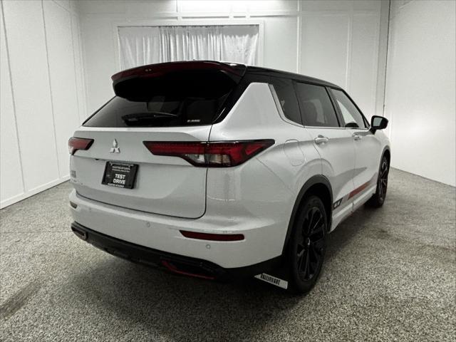 new 2024 Mitsubishi Outlander car, priced at $30,700