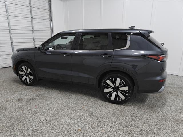 new 2025 Mitsubishi Outlander car, priced at $34,015