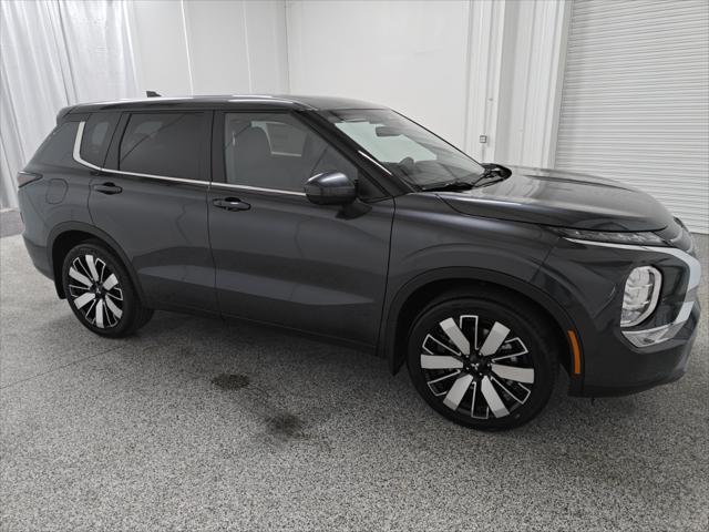 new 2025 Mitsubishi Outlander car, priced at $34,015