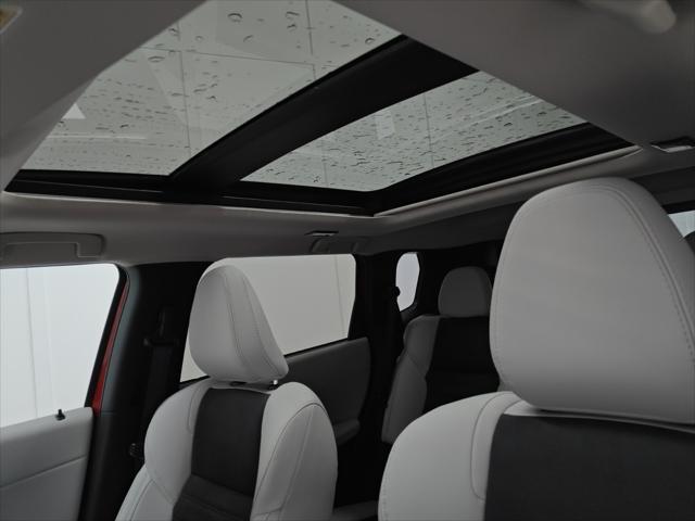 new 2025 Mitsubishi Outlander car, priced at $35,080