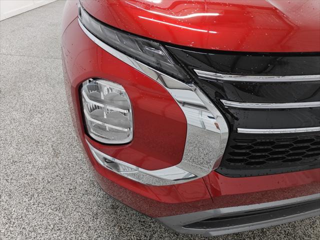 new 2025 Mitsubishi Outlander car, priced at $35,080