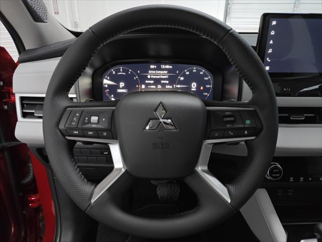 new 2025 Mitsubishi Outlander car, priced at $35,080