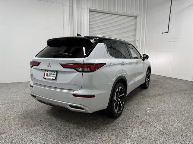 new 2024 Mitsubishi Outlander car, priced at $32,940