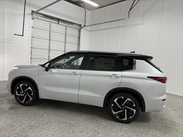 new 2024 Mitsubishi Outlander car, priced at $32,940