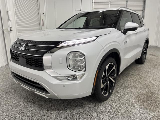 new 2025 Mitsubishi Outlander PHEV car, priced at $48,005