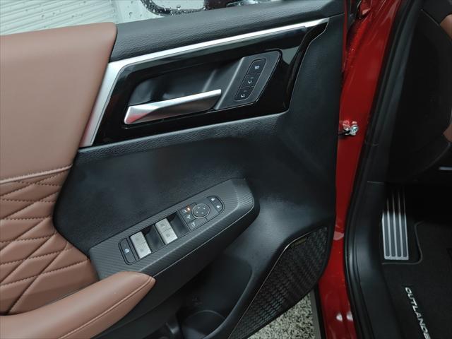 new 2025 Mitsubishi Outlander car, priced at $39,590