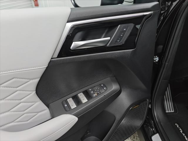 new 2025 Mitsubishi Outlander car, priced at $42,035