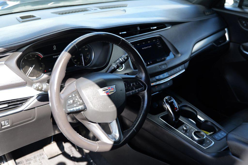used 2023 Cadillac XT4 car, priced at $25,995