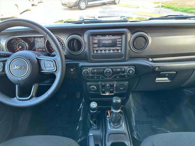 used 2023 Jeep Gladiator car, priced at $38,495