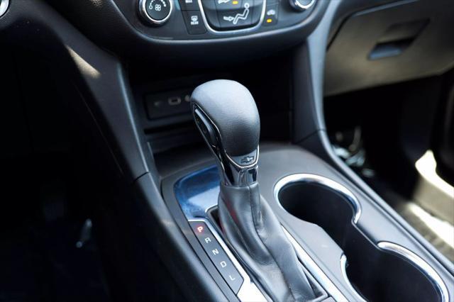 used 2022 Chevrolet Equinox car, priced at $21,995