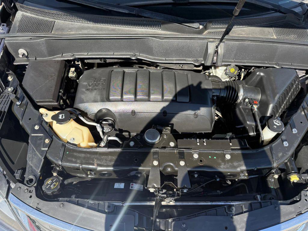 used 2014 Chevrolet Traverse car, priced at $13,995