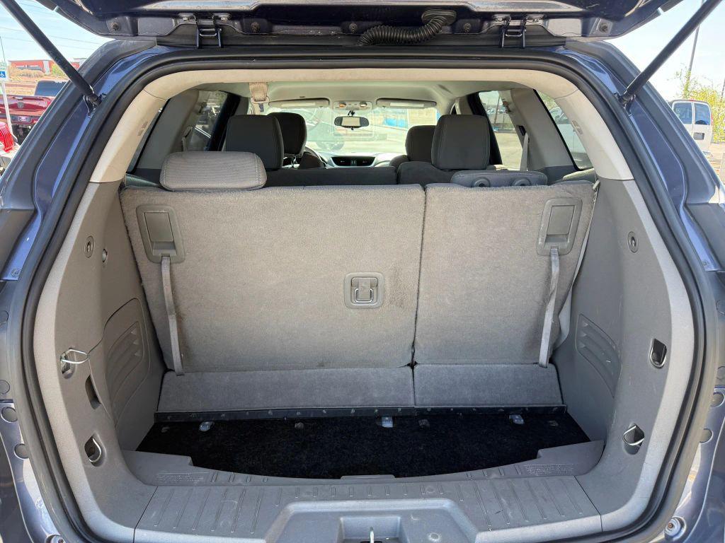 used 2014 Chevrolet Traverse car, priced at $13,995