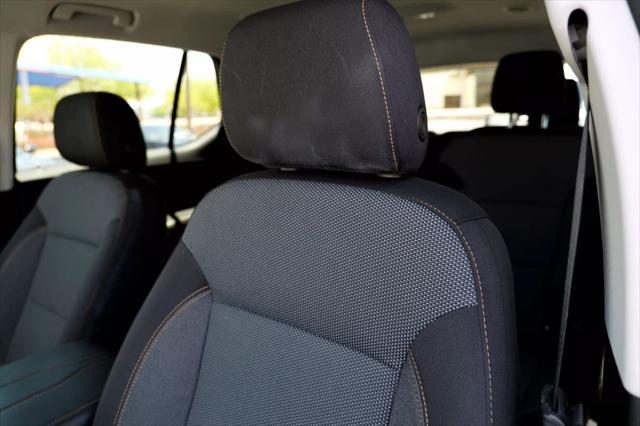 used 2021 Chevrolet Traverse car, priced at $23,995