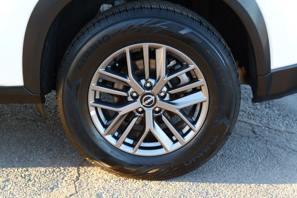 used 2024 Nissan Rogue car, priced at $23,995