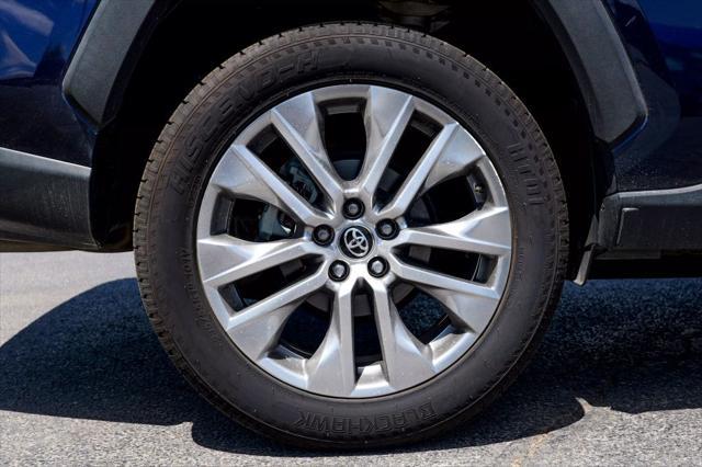 used 2020 Toyota RAV4 car, priced at $26,995