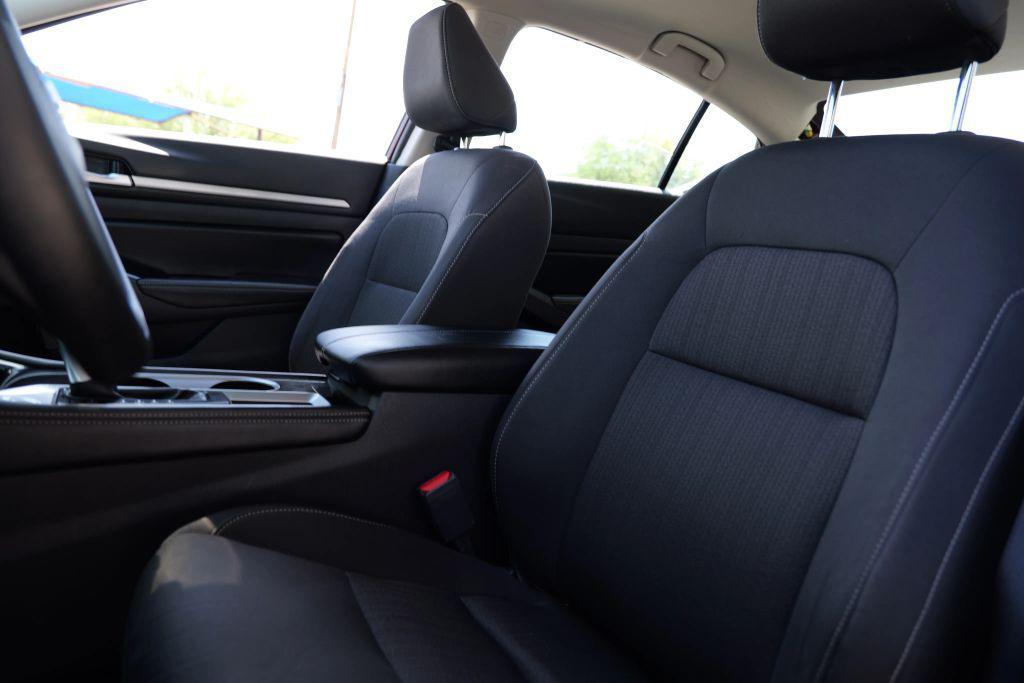 used 2023 Nissan Altima car, priced at $25,995
