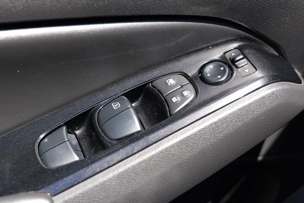 used 2023 Nissan Altima car, priced at $25,995