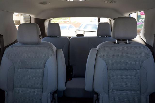 used 2018 Chevrolet Traverse car, priced at $20,995