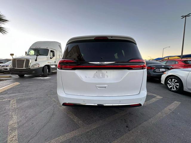 used 2022 Chrysler Pacifica car, priced at $43,995