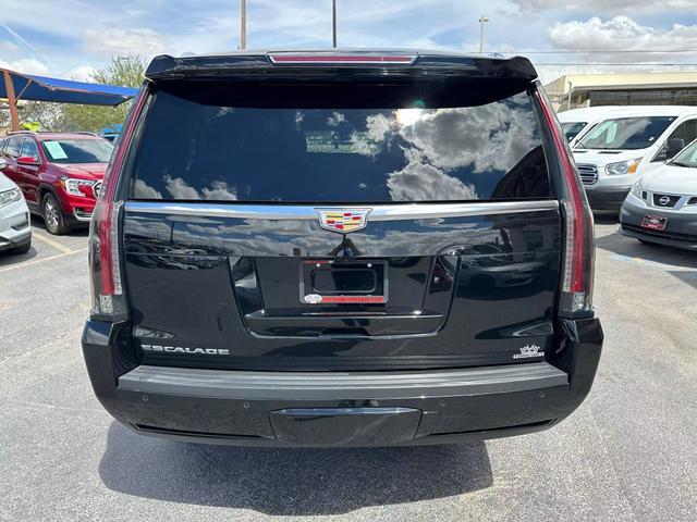 used 2019 Cadillac Escalade ESV car, priced at $42,995