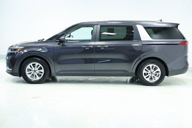 used 2022 Kia Carnival car, priced at $24,000