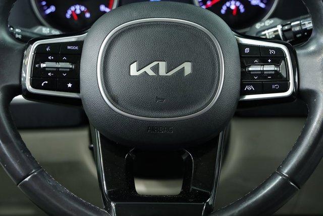 used 2022 Kia Carnival car, priced at $24,000