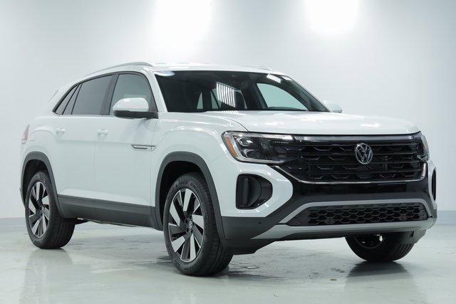 new 2024 Volkswagen Atlas Cross Sport car, priced at $39,004